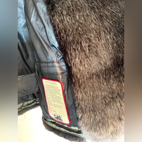 🎀HP🎀 NWOT ALP N ROCK JACKET M Warm Lining Faux Fur w Details Snow Skiing 🎀 - Picture 13 of 16